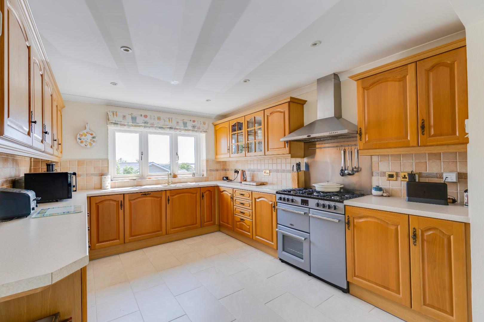 Church View, Llanblethian, Nr Cowbridge, Vale of Glamorgan, CF71 7JJ